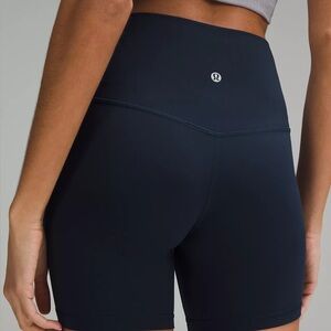 Lululemon Athletica Women's Navy Blue Align 6” Bike Shorts Size 8